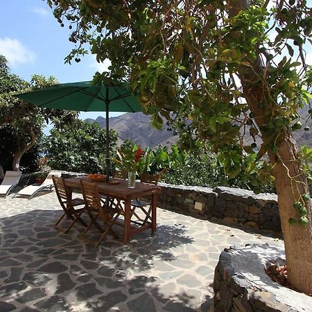 Casa Rural Los Aromos - Wunderschoenes Landhaus Mit Meerblick Hermigua Exterior photo